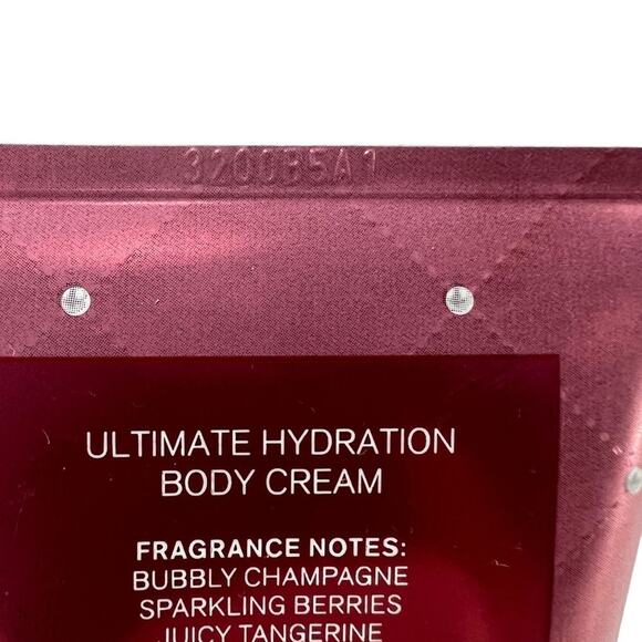 Bath & Bodyworks Champagne Toast Ultimate Hydration Body Cream - Picture 2 of 5